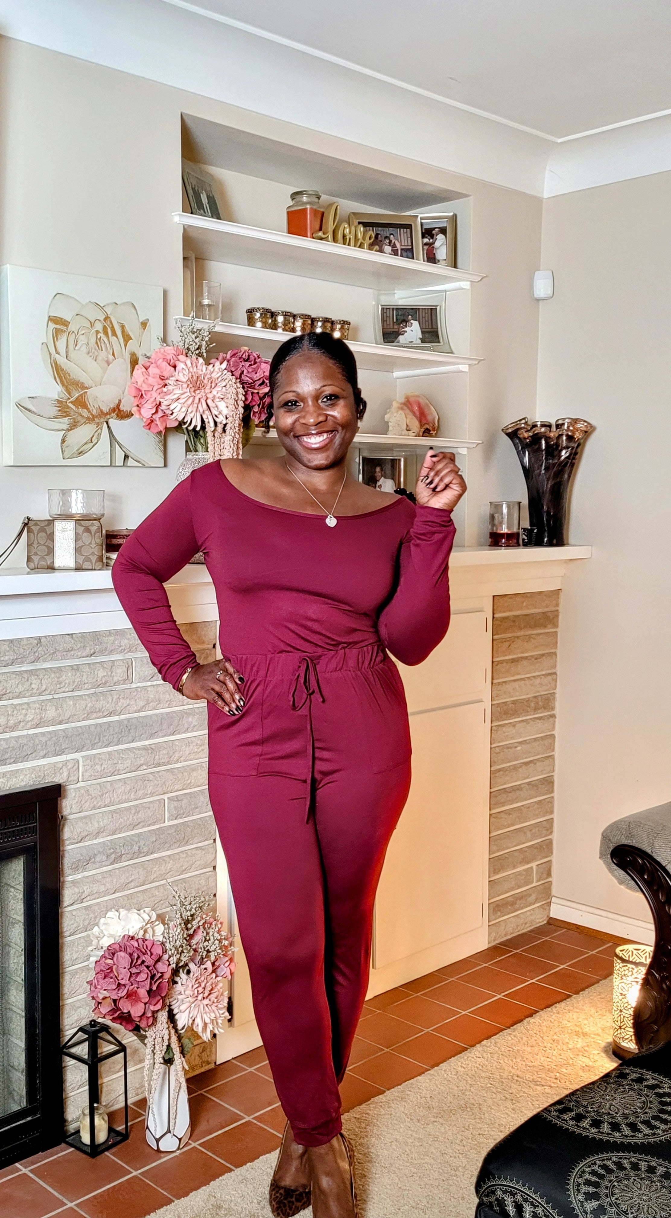 Draw You In| Jumpsuit {Burgundy}