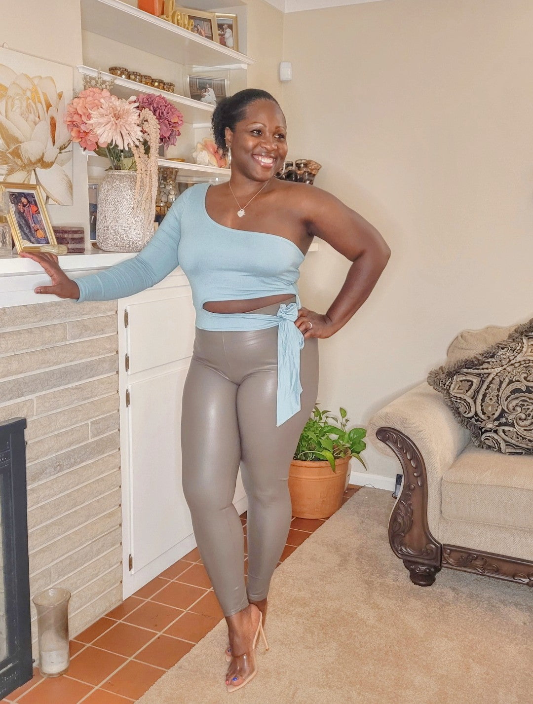 Good Fit| Vegan Leather Leggings {Mocha Branch}